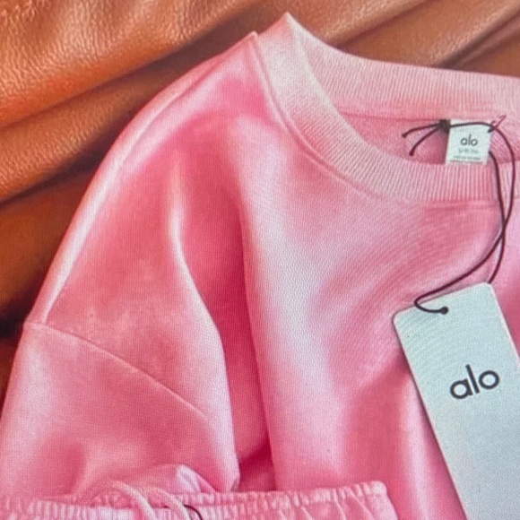 ALO Yoga Pink Crew Neck Sweater Size L - Picture 5 of 5